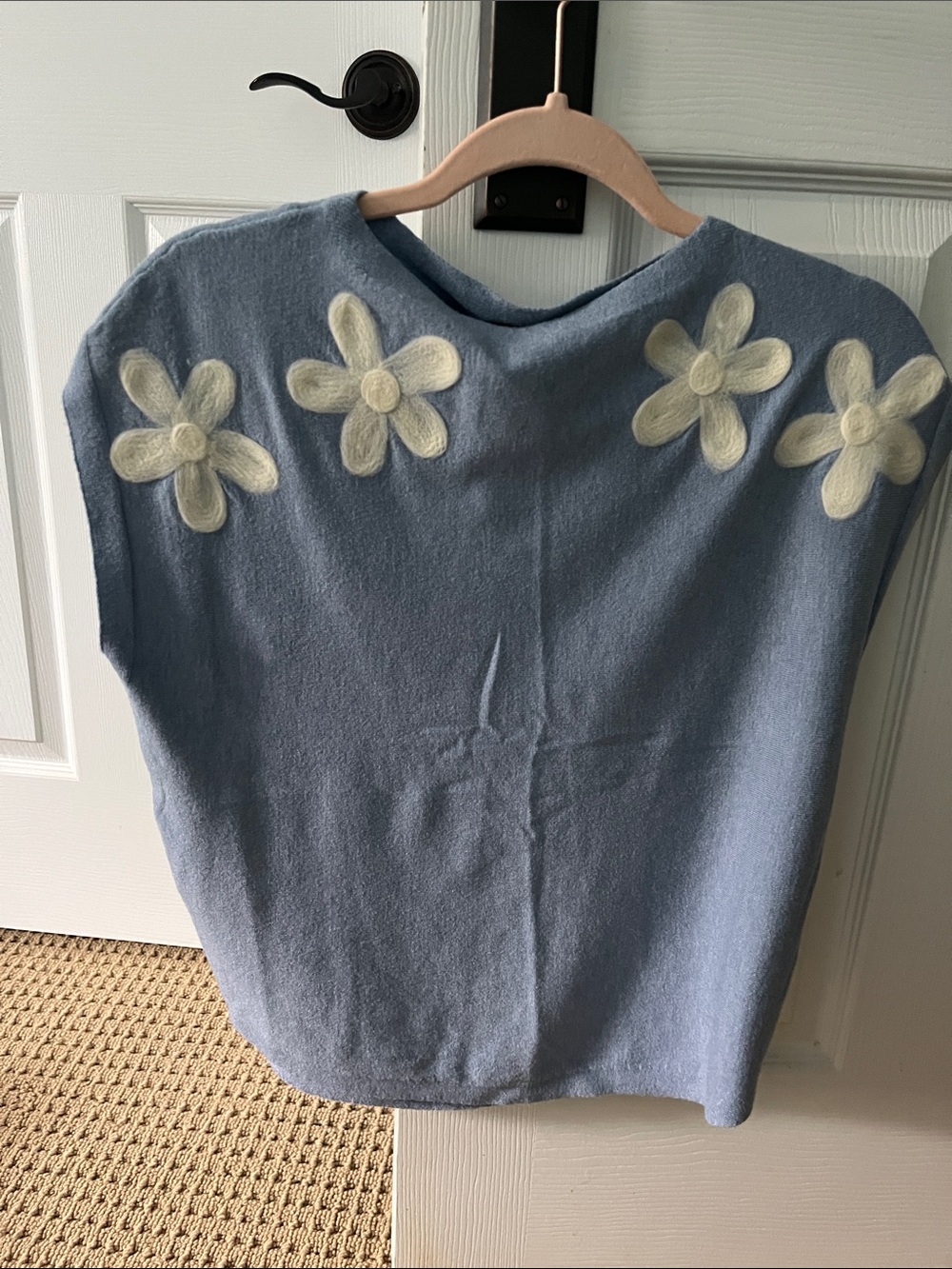 Floral Appliqué Short Sleeve Tee - Blue